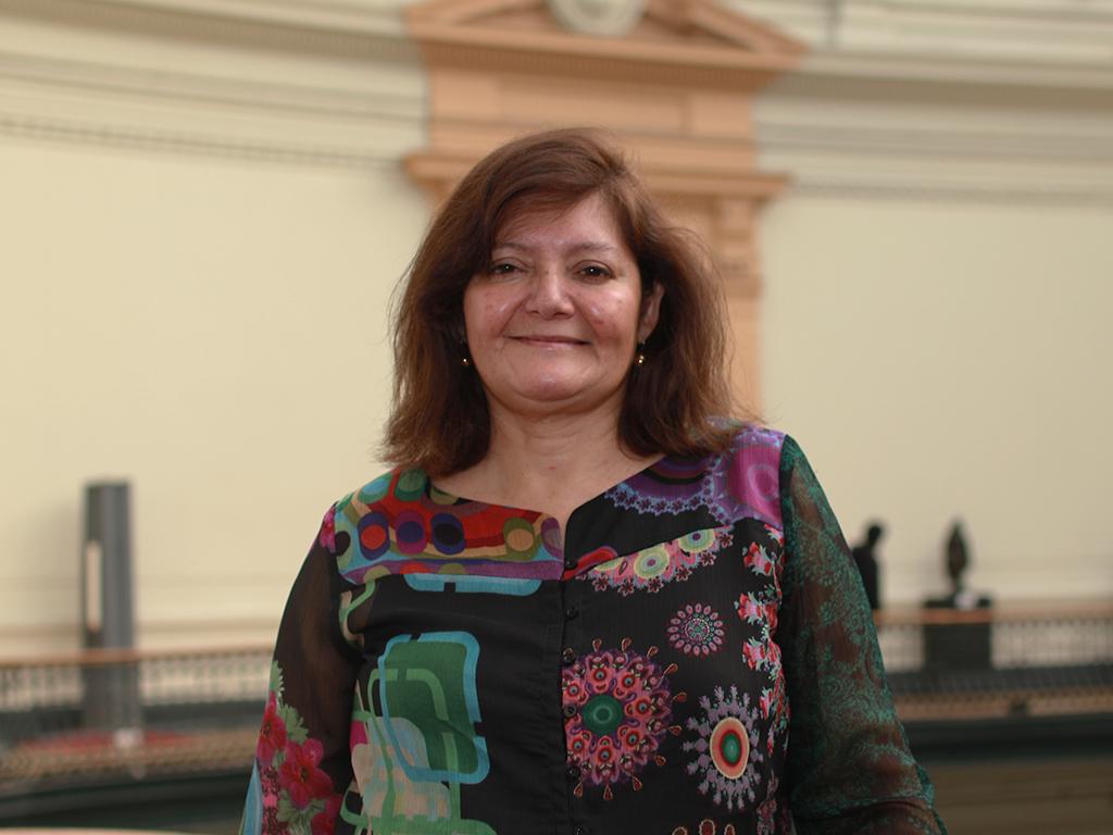Profesora Jacqueline Bustamante